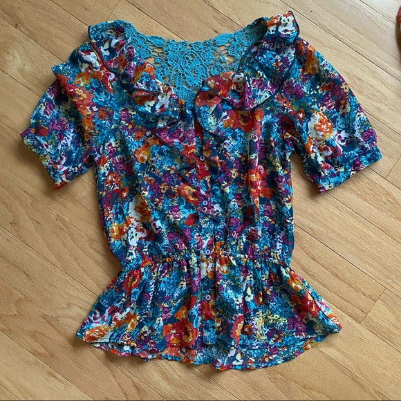 No Boundaries Tops - Floral top